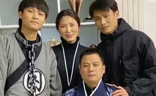明星裤子爆料视频大全图片,裤子穿搭视频图片合集
