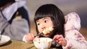 娱乐吃瓜酱姐姐打弟弟,酱姐姐怒打弟弟，揭秘背后真相