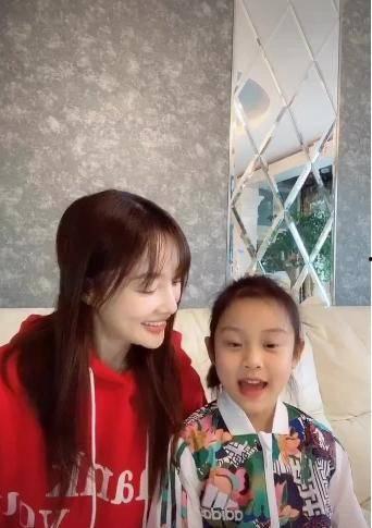 网红小酒窝爆料视频,揭秘幕后故事