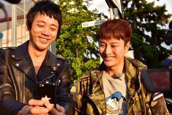 花样男团最新爆料,揭秘成员们的幕后故事与精彩瞬间