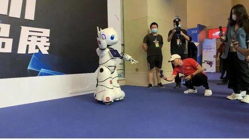 郭小姐爆料结婚了吗视频,视频揭秘幸福瞬间